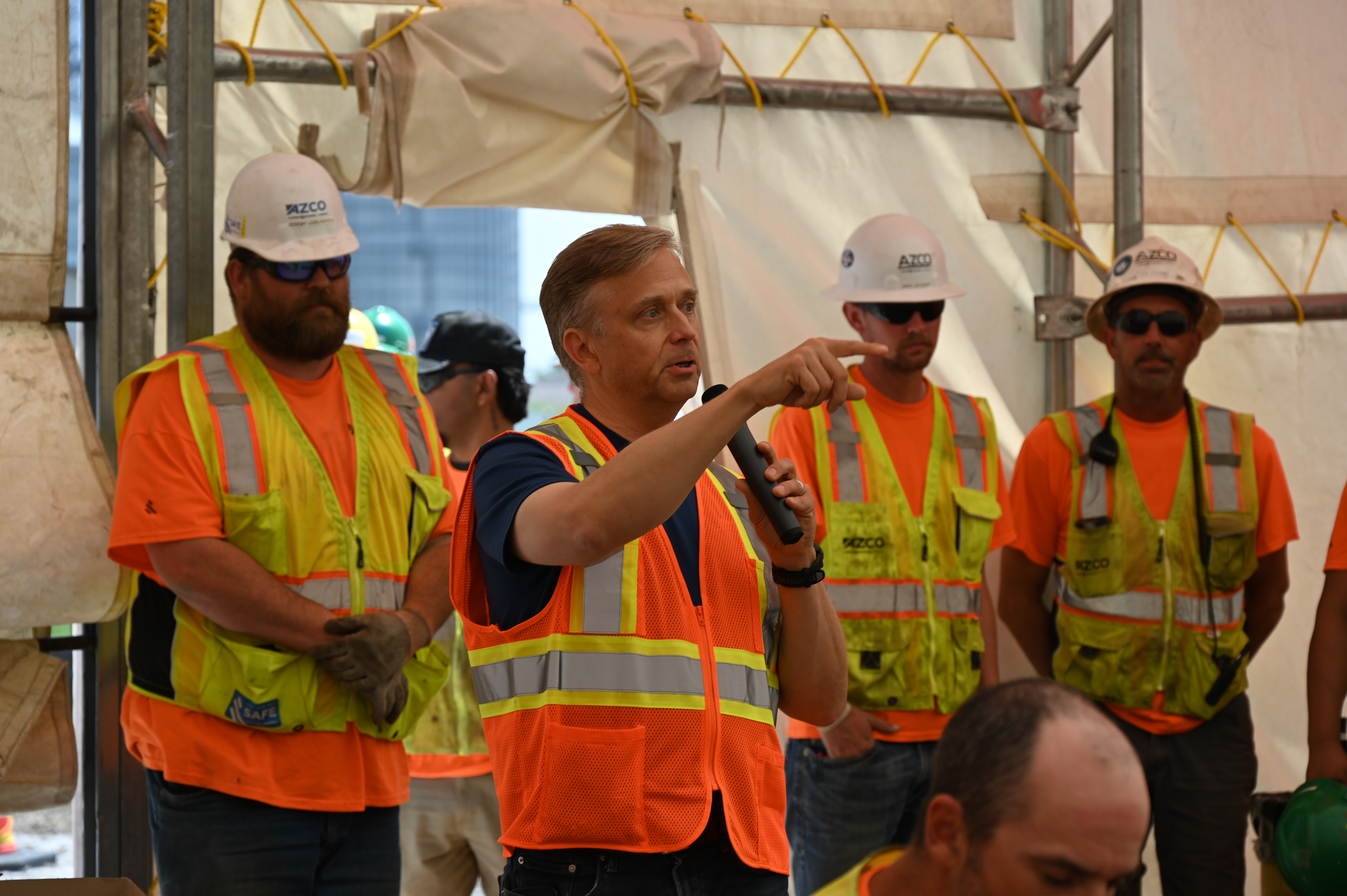 Steve Vavrik confers with construction teams at one of Illinois&amp;rsquo; largest solar undertakings &amp;mdash; a 270-MWe Gibson City project fueled by $600 million in investment. (Image credit: Earthrise Energy)